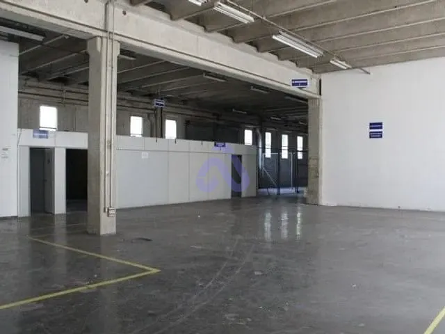 Galpão / Barracão com 2243m², à venda, no bairro Jurubatuba em São Paulo