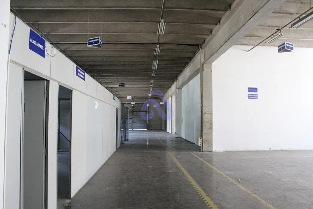 Depósito-Galpão, 2194 m² - Foto 1