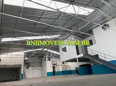 Depósito-Galpão-Armazém à venda e aluguel, 550m² - Foto 1