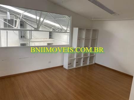 Depósito-Galpão-Armazém à venda e aluguel, 550m² - Foto 12