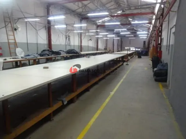 Galpão / Barracão com 1994m², à venda, no bairro Fundação em São Caetano do Sul