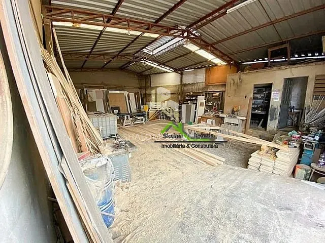 Galpão com 210m², à venda, no bairro Nacional em Contagem