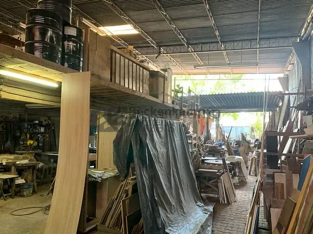 Galpão / Barracão à venda, no bairro Jardim Europa em Volta Redonda