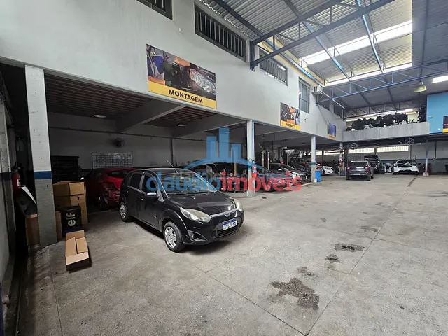 Galpão / Barracão com 720m², para alugar, no bairro São Geraldo em Volta Redonda