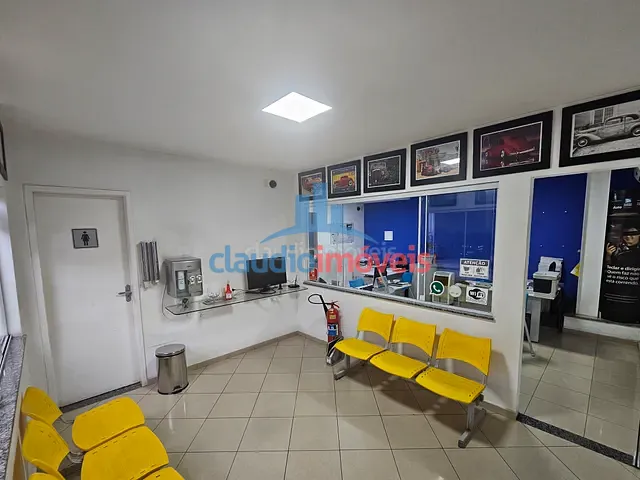 Galpão / Barracão com 720m², para alugar, no bairro São Geraldo em Volta Redonda