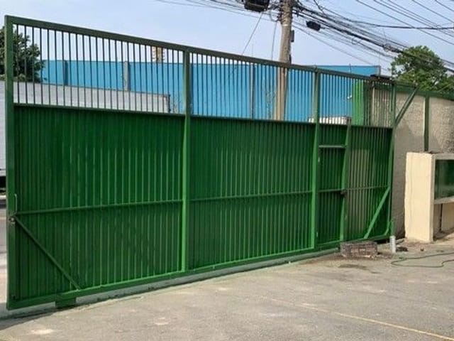 Foto do Galpão / Barracão - Excelente galpão Industrial e Comercial com 1600 metros - ZUP 1 - Cumbica | Imobiliária Compare