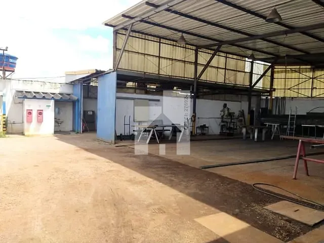 Galpão / Barracão com 717m², à venda, no bairro Poste em Jundiaí