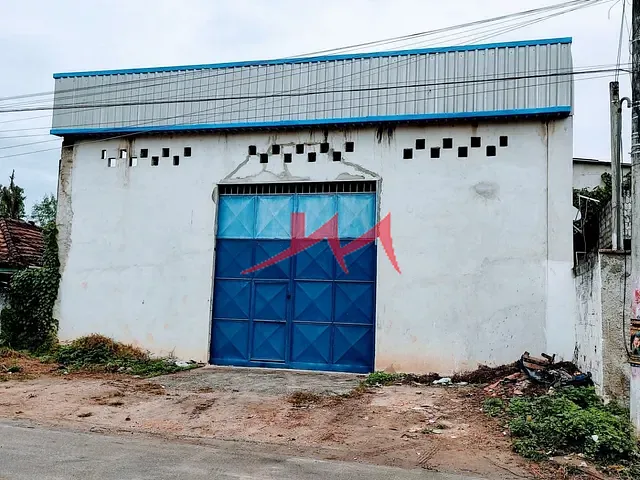 Galpão / Barracão com 360m², à venda, no bairro Monjolo em São Gonçalo