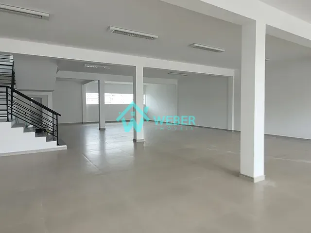 Loja com 769m², para alugar, no bairro Canudos em Novo Hamburgo