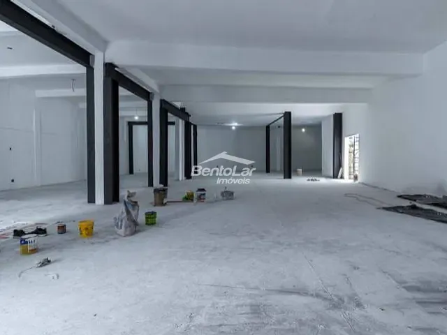 Galpão / Barracão com 420m², para alugar, no bairro Vila Nilo em São Paulo