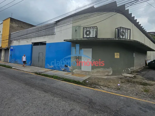 Galpão / Barracão para alugar, no bairro São Geraldo em Volta Redonda