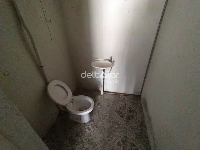 Galpão / Barracão com 352m², à venda, no bairro Venda Nova em Belo Horizonte