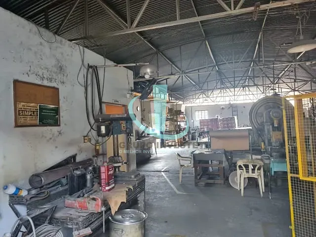 Galpão com 1200m², à venda, no bairro JARDIM ROBERTO SELMI DEI em ARARAQUARA