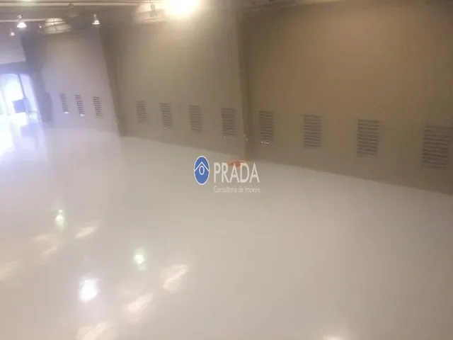 Galpão / Barracão com 2320m², para alugar, no bairro Alphaville Empresarial em Barueri