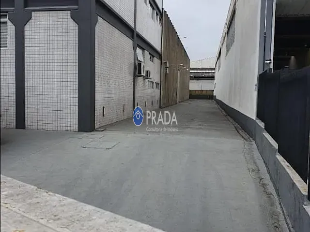 Galpão / Barracão com 2320m², para alugar, no bairro Alphaville Empresarial em Barueri