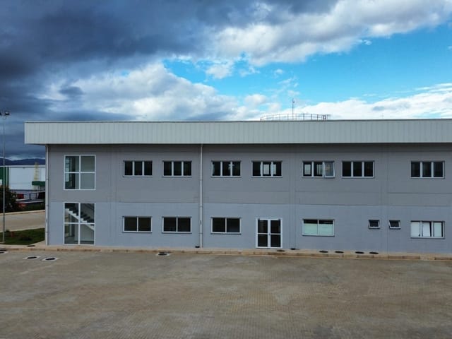 Galpão / Barracão com 82187m², para alugar, no bairro Água Chata em Guarulhos