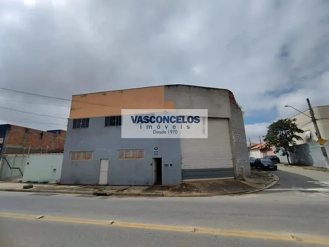 Galpão com 420m², à venda, no bairro Jardim Altos de Santana I em Jacareí