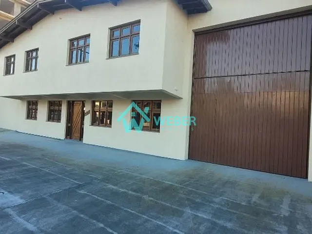 Galpão / Barracão com 738m², para alugar, no bairro Rincão em Novo Hamburgo