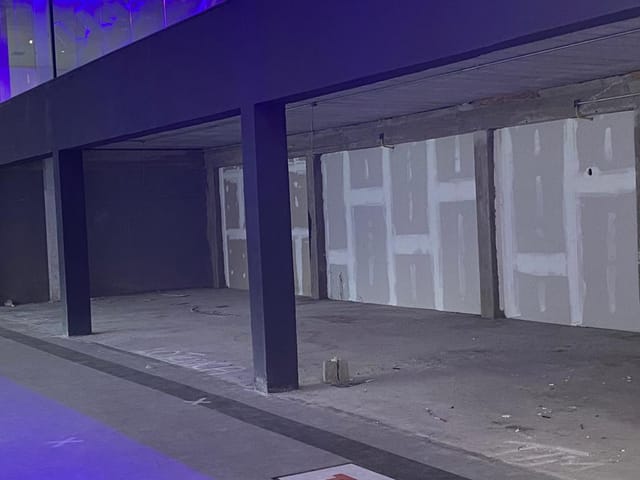 Foto do Galpão / Barracão - GALPÃO P/ LOCAÇÃO COMERCIAL, COM 10.850 M², SENDO 5.500M² DE ÁREA CONSTRUÍDA, COM 1.000M² DE MEZANINO. PARTE DO PISO TÉRREO SUPORTA ATÉ 4 TON. | Lares e Andares Imóveis
