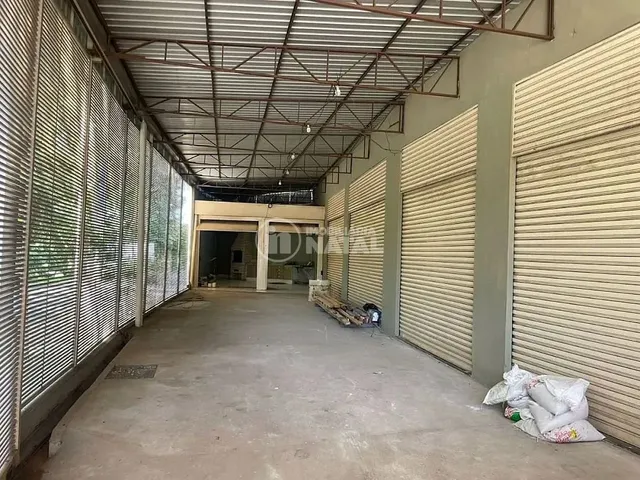 Galpão com 500m², para alugar, no bairro Portuguesa em Londrina