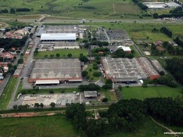 Galpão com 69446m², para alugar, no bairro Eugênio de Melo em São José dos Campos
