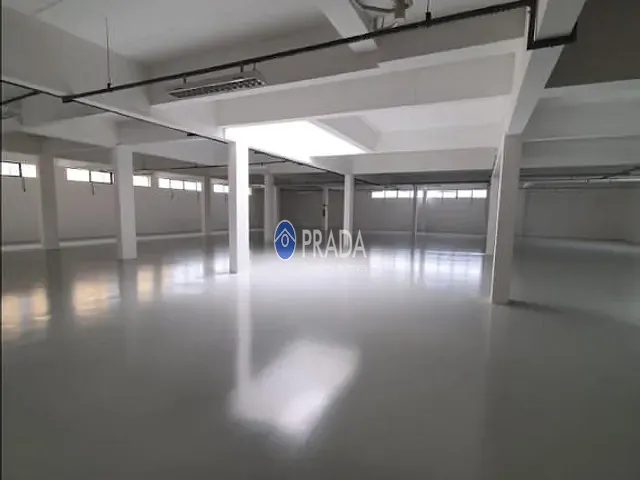 Galpão / Barracão com 4000m², para alugar, no bairro Alphaville Empresarial em Barueri