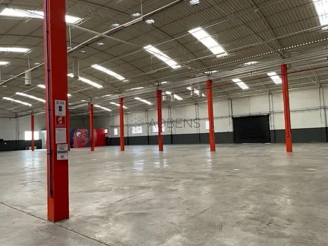 Galpão / Barracão com 4773m², para alugar, no bairro Vila Leopoldina em São Paulo