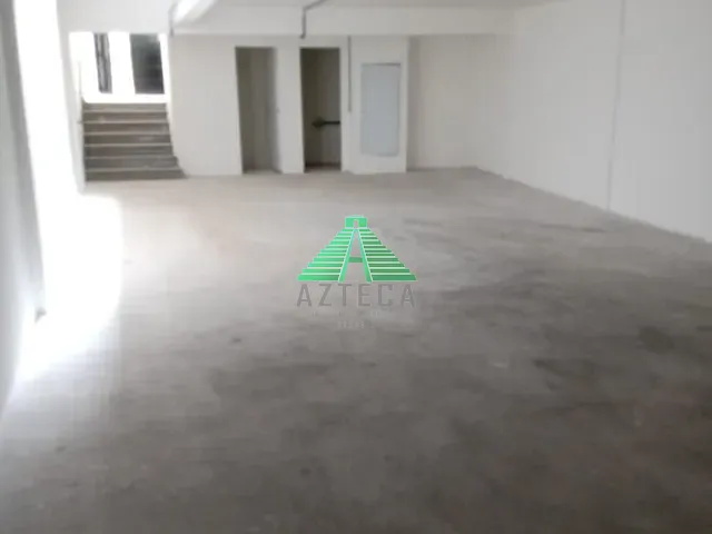 Galpão / Barracão com 189m², para alugar, no bairro Jardim São Paulo em São Paulo