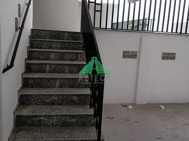 Galpão / Barracão com 189m², para alugar, no bairro Jardim São Paulo em São Paulo