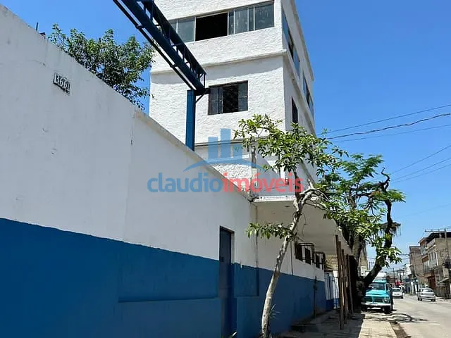 Galpão / Barracão com 2100m², para alugar, no bairro Ano Bom em Barra Mansa