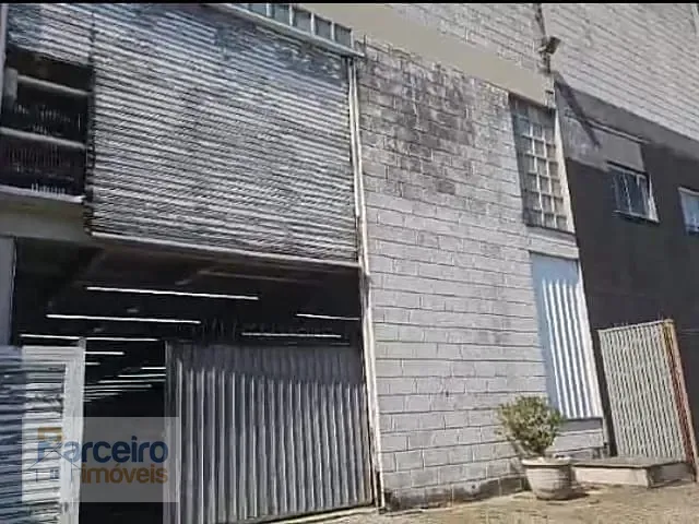 Galpão / Barracão à venda, no bairro Penha em São Paulo