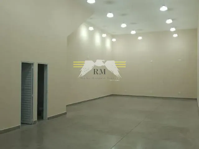 Galpão / Barracão com 140m², à venda, no bairro Vila Ivone em São Paulo