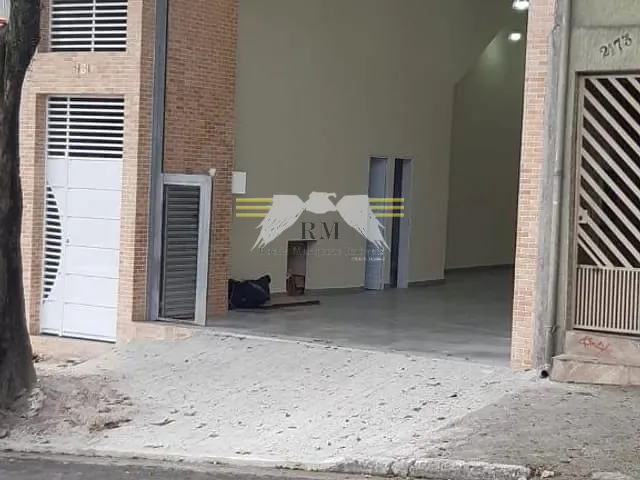 Galpão / Barracão com 140m², à venda, no bairro Vila Ivone em São Paulo