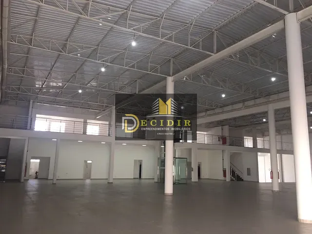 Galpão / Barracão com 2720m², para alugar, no bairro Penha de França em São Paulo