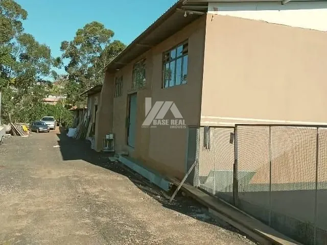 Galpão / Barracão com 2024m², à venda ou para alugar, no bairro Boa Vista em Ponta Grossa