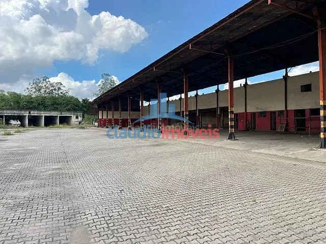 Galpão / Barracão para alugar, no bairro Saudade em Barra Mansa