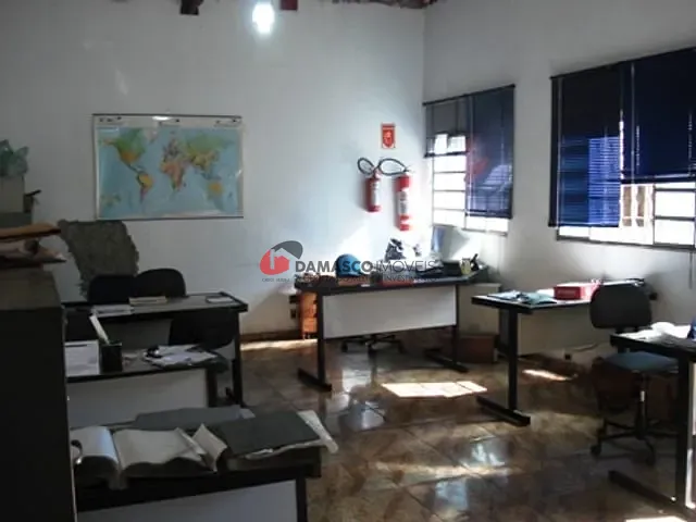 Galpão / Barracão com 300m², à venda, no bairro Santa Maria em São Caetano do Sul