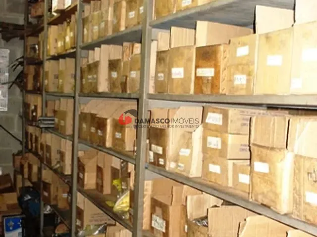 Galpão / Barracão com 300m², à venda, no bairro Santa Maria em São Caetano do Sul