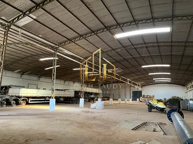 Galpão / Barracão com 11500m², à venda, no bairro Distrito Industrial em Cuiabá