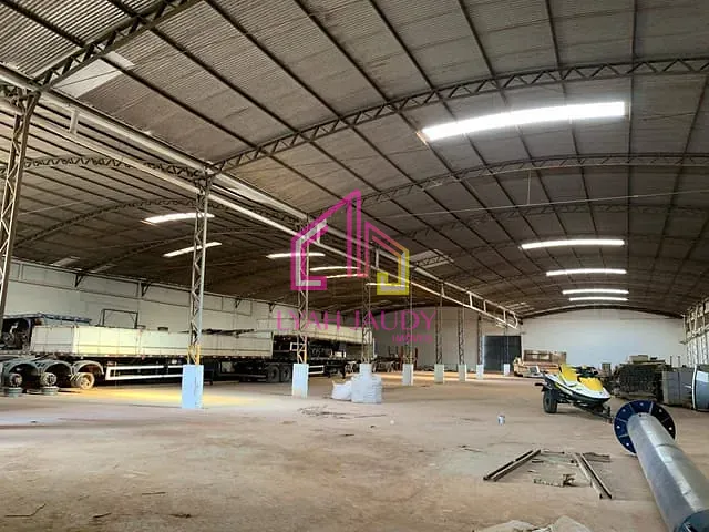 Galpão / Barracão com 11500m², à venda, no bairro Distrito Industrial em Cuiabá