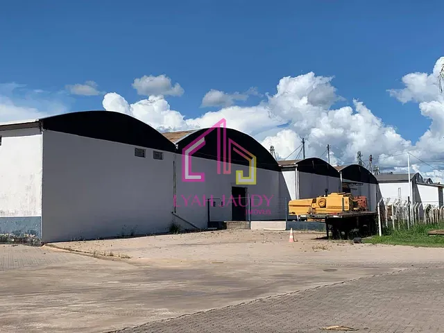 Galpão / Barracão com 11500m², à venda, no bairro Distrito Industrial em Cuiabá