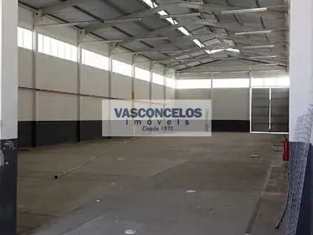 Galpão com 1650m², à venda ou para alugar, no bairro Jardim Califórnia em Jacareí