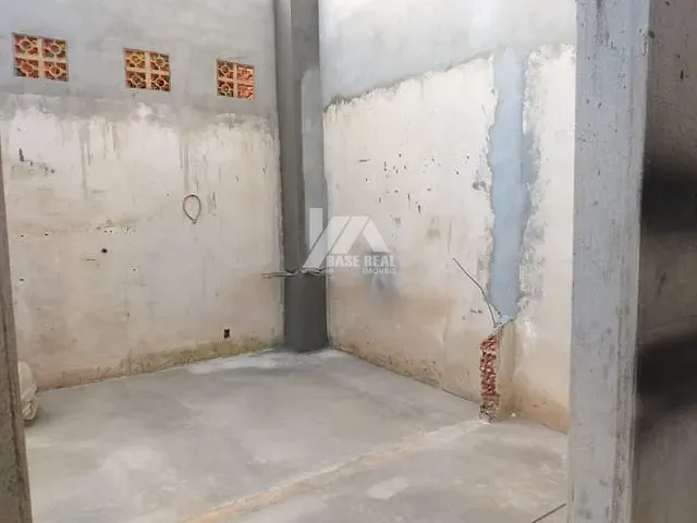 Galpão / Barracão com 148m², à venda, no bairro Vila Estrela em Ponta Grossa