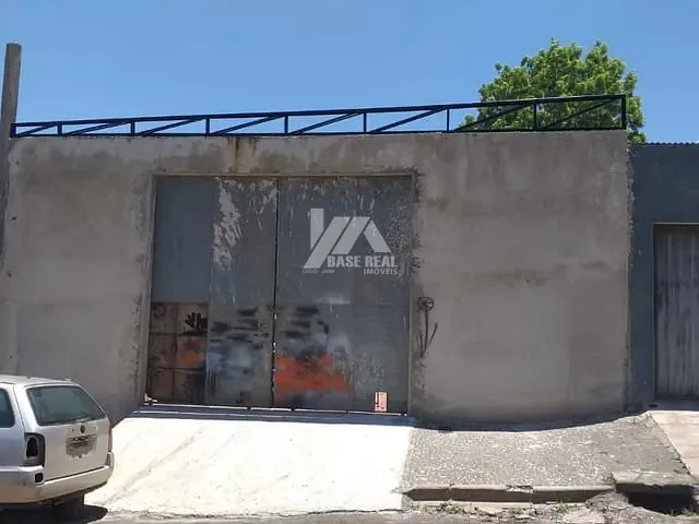 Galpão / Barracão com 148m², à venda, no bairro Vila Estrela em Ponta Grossa