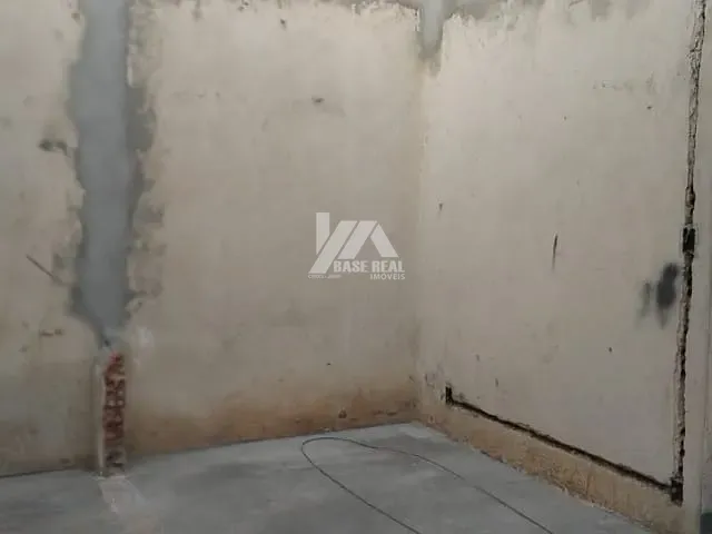 Galpão / Barracão com 148m², à venda, no bairro Vila Estrela em Ponta Grossa