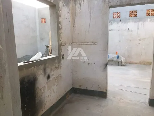 Galpão / Barracão com 148m², à venda, no bairro Vila Estrela em Ponta Grossa