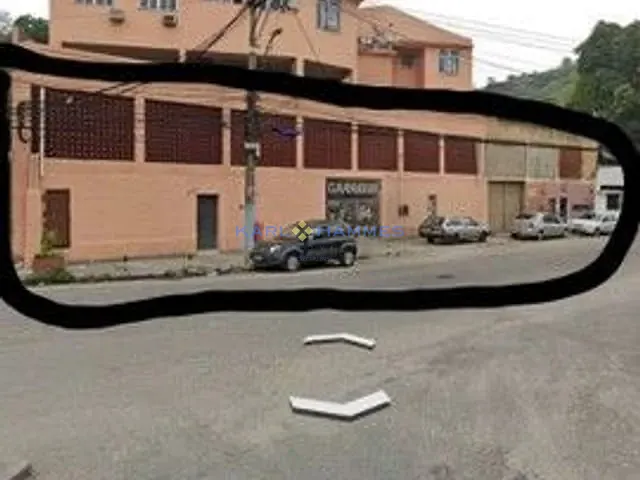 Galpão / Barracão à venda, no bairro Engenho Pequeno em São Gonçalo