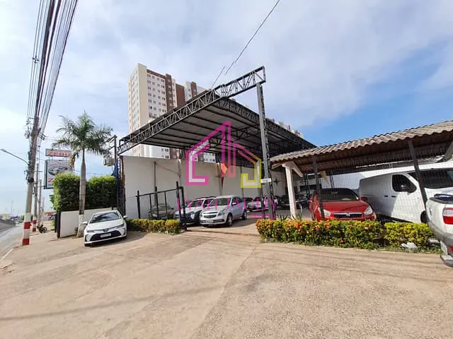 Galpão / Barracão com 900m², para alugar, no bairro Parque Ohara em Cuiabá