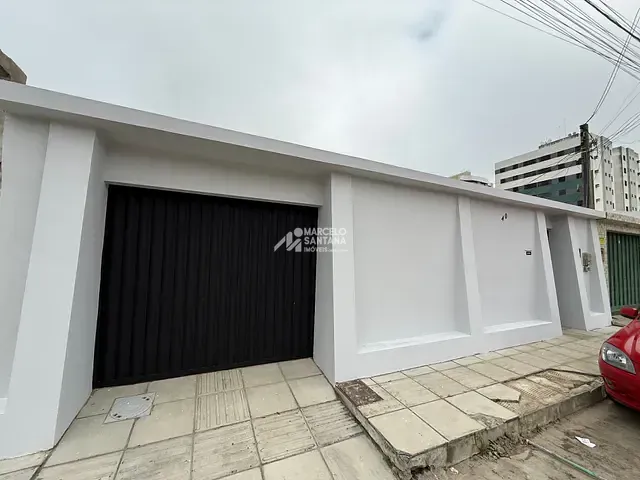 Casa 2 quartos e 1 banheiro, para alugar, no bairro Candeias em Vitória da Conquista
