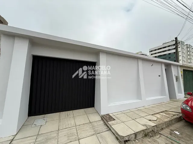 Casa 2 quartos e 1 banheiro, para alugar, no bairro Candeias em Vitória da Conquista